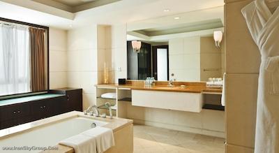 کراون پلازا بیجینگ وانگ فوجینگ