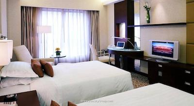 کراون پلازا بیجینگ وانگ فوجینگ