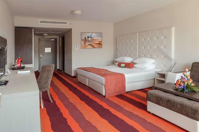 اینترنیشنال هتل کازینو اند تاور سوئیتس