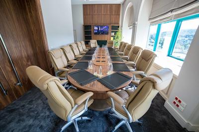 اینترنیشنال هتل کازینو اند تاور سوئیتس