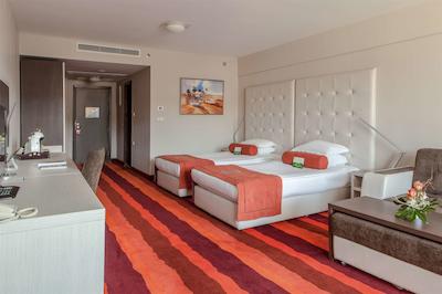 اینترنیشنال هتل کازینو اند تاور سوئیتس