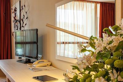 اینترنیشنال هتل کازینو اند تاور سوئیتس