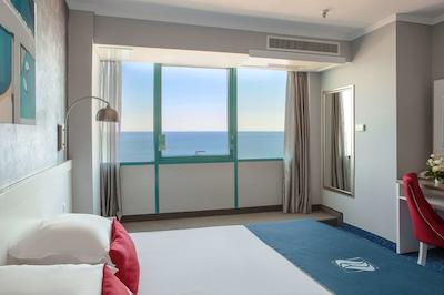 اینترنیشنال هتل کازینو اند تاور سوئیتس