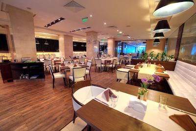 اینترنیشنال هتل کازینو اند تاور سوئیتس