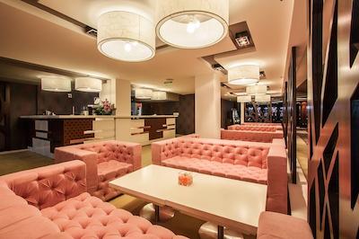 اینترنیشنال هتل کازینو اند تاور سوئیتس