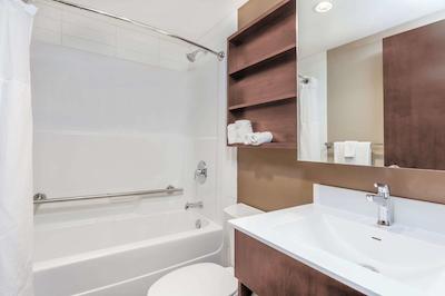 میکرتل این اند سویتز استوان