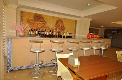 گولدن استار هتل