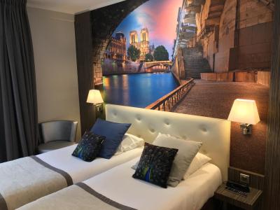 هتل دو هم مدرن