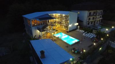 ریال گوست هوس