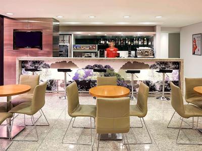 ایبیز کوریتیبا شپینگ