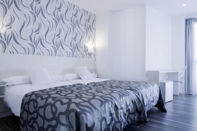 لا بوتیک پورتا اُساریو