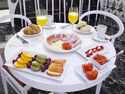 لا بوتیک پورتا اُساریو