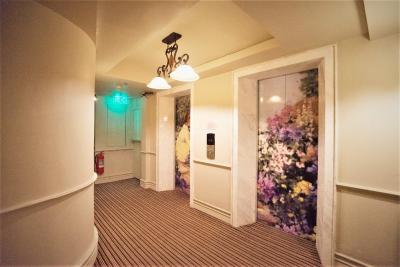 سالیل هتل سوخومویت سوی 11