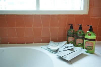 سالیل هتل سوخومویت سوی 11