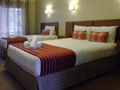 لاک رتروا هتل