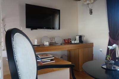 تروی پالاس لوکسوری این