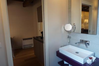 تروی پالاس لوکسوری این