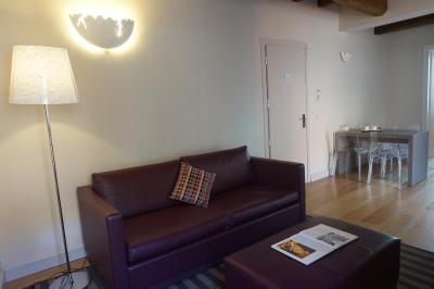 تروی پالاس لوکسوری این