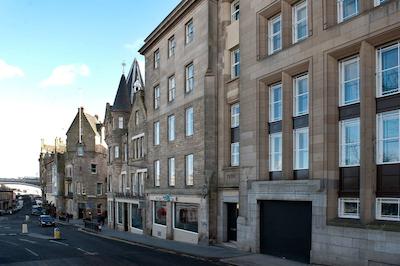 متل اُن ادینبورگه-ریال