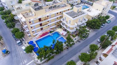 اراتو استودیز اند اپارتمنتز