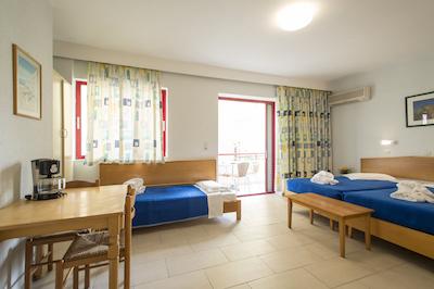 اراتو استودیز اند اپارتمنتز