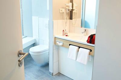 گهتل هتل اند لیوینگ وورزبورگ