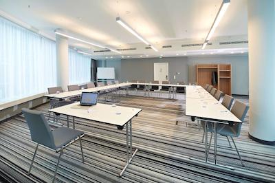 گهتل هتل اند لیوینگ وورزبورگ