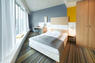 گهتل هتل اند لیوینگ وورزبورگ