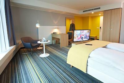 گهتل هتل اند لیوینگ وورزبورگ