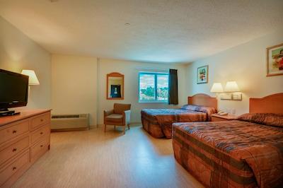 متل 6 بیلاکسی بیچ