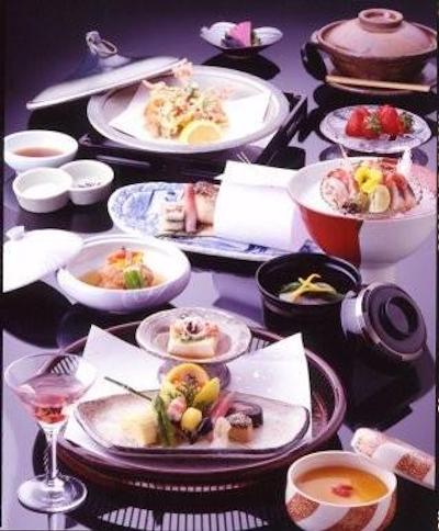 ناکانبو زوین