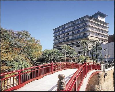 ناکانبو زوین