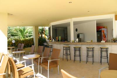 نیکلاز ویلاز