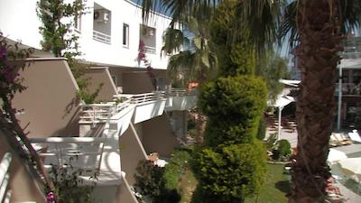 کلوب مرمید ویلیج