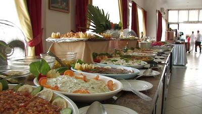 کلوب مرمید ویلیج