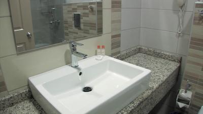 کلوب مرمید ویلیج