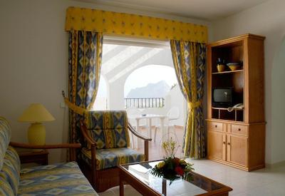 ار ایمپریال پارک اسپا ریزرت