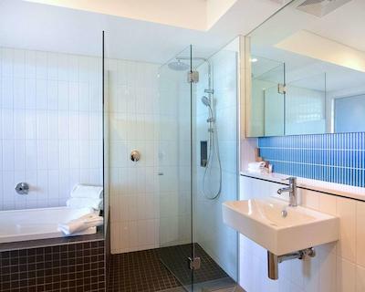 کوالیتی هتل لایدوس