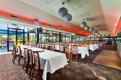 تورادجی بیچ هتل