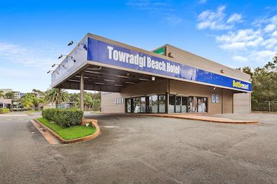 تورادجی بیچ هتل