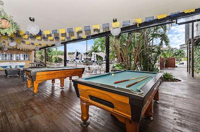 تورادجی بیچ هتل