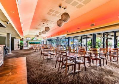 تورادجی بیچ هتل