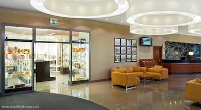 هالیدی این مسکو-لسنایا