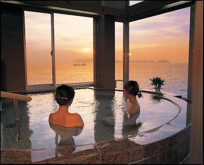 اُساکا هیینا نو یو هتل