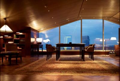 پارک حیات استانبول-ماکا پالاس