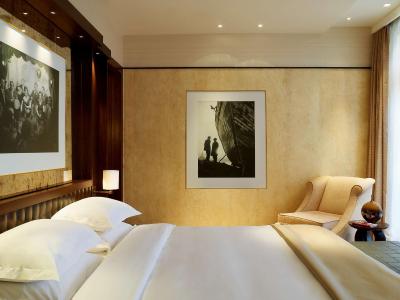 پارک حیات استانبول-ماکا پالاس