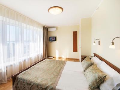 هتل کارلیا اند اسپا