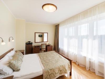 هتل کارلیا اند اسپا