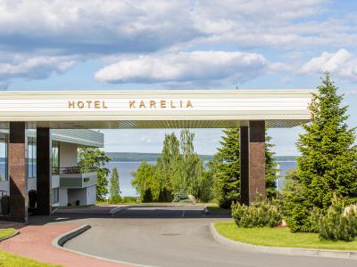 هتل کارلیا اند اسپا