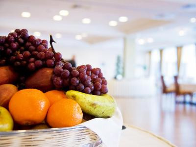 هتل کارلیا اند اسپا